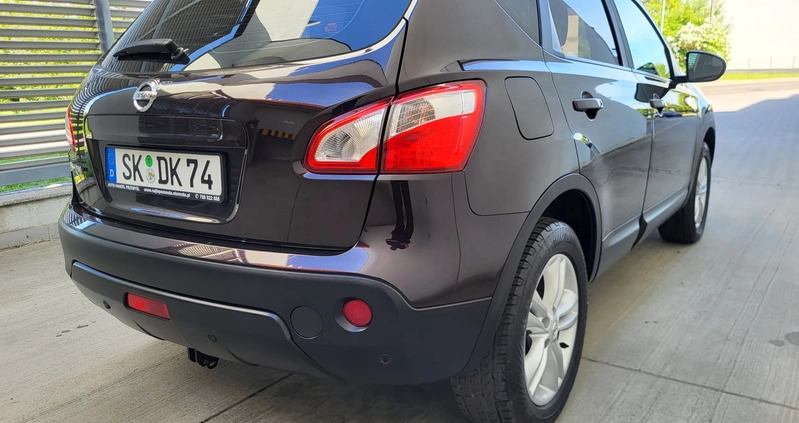 Nissan Qashqai cena 39000 przebieg: 194569, rok produkcji 2013 z Gostyń małe 562
